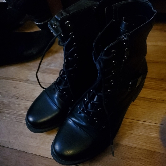 Boots - Picture 1 of 1